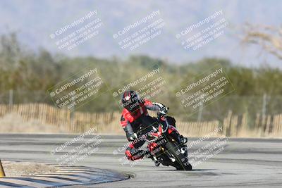 media/Dec-01-2025-Moto Forza (Mon) [[2daa91e15f]]/2-Intermediate Group/Session 3 (Turn 3)/